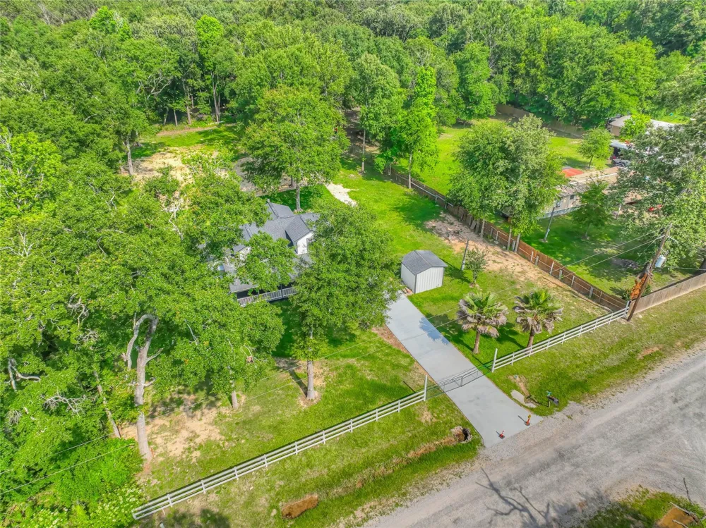 420 Oak Forest Drive Shepherd, TX 77371