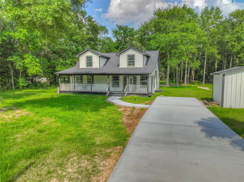 420 Oak Forest Drive Shepherd, TX 77371