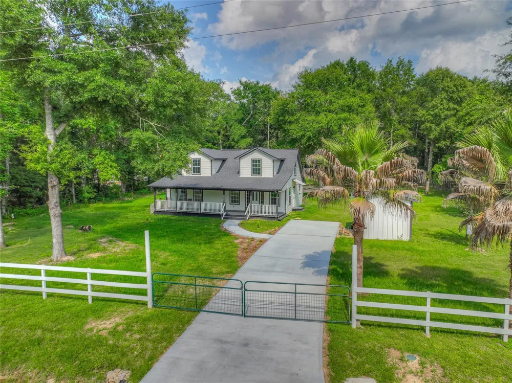 420 Oak Forest Drive Shepherd, TX 77371