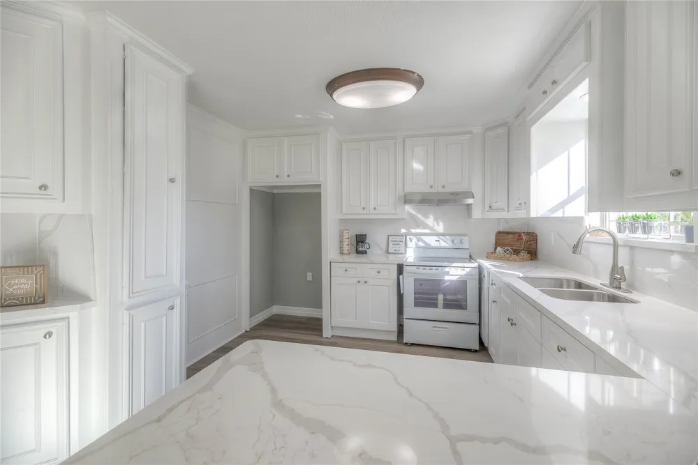 420 Oak Forest Drive Shepherd, TX 77371