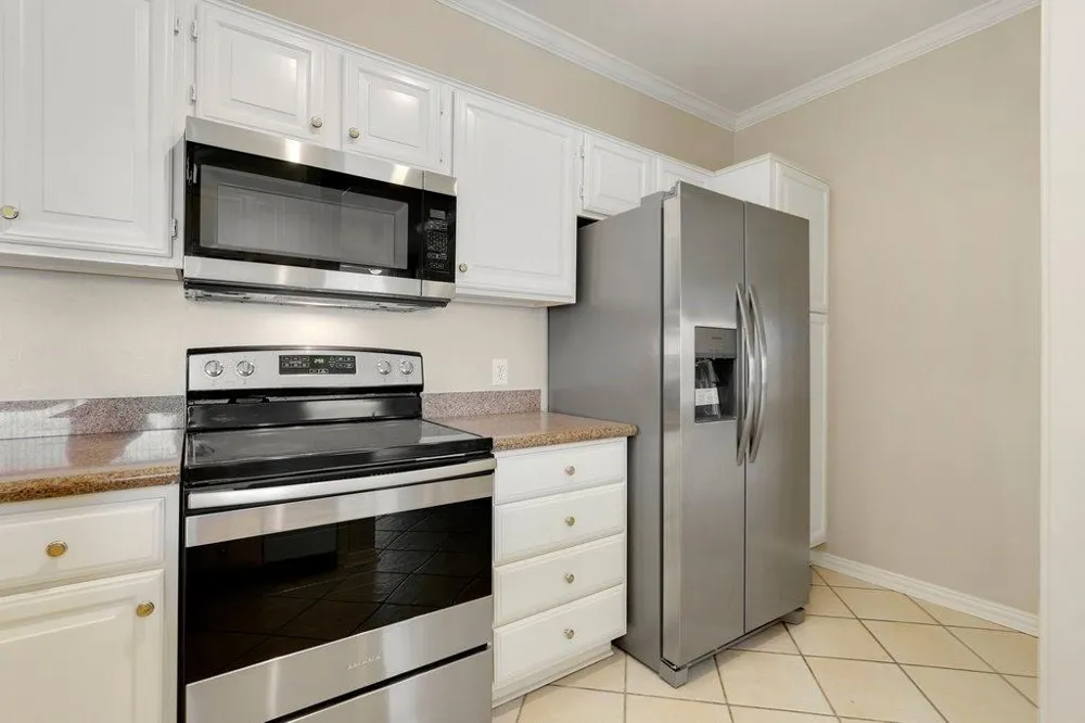 2111 Welch Street #A218 Houston, TX 77019