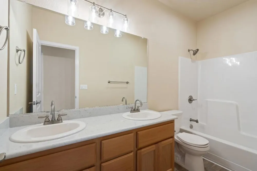 133 Carmona Drive King City, CA 93930