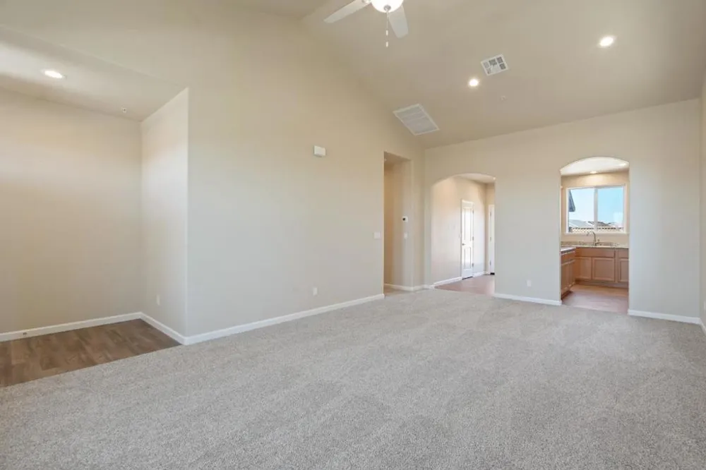 133 Carmona Drive King City, CA 93930