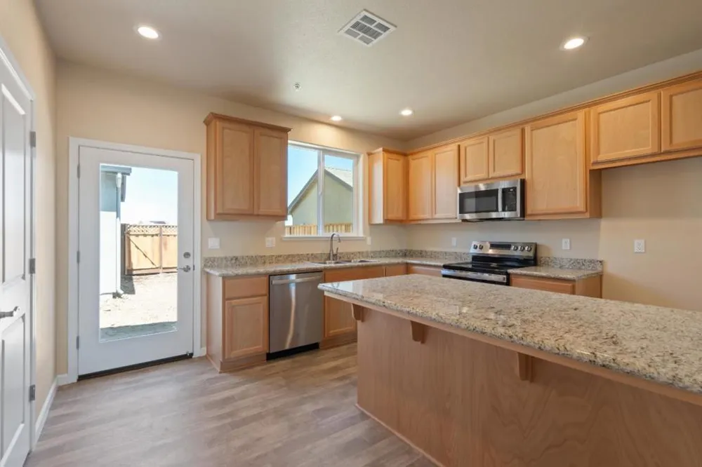 133 Carmona Drive King City, CA 93930