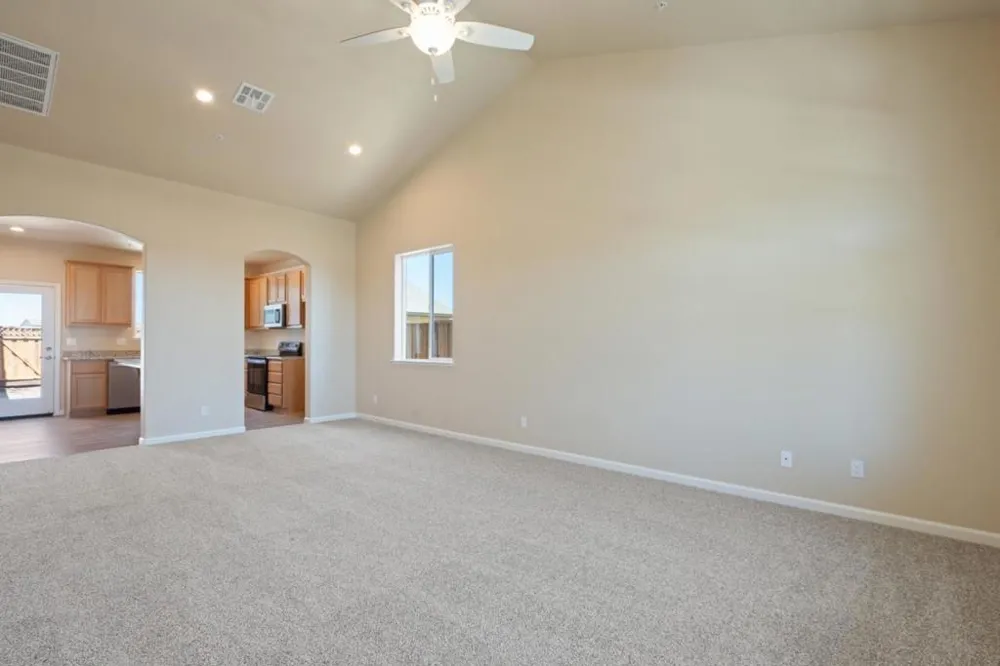 133 Carmona Drive King City, CA 93930
