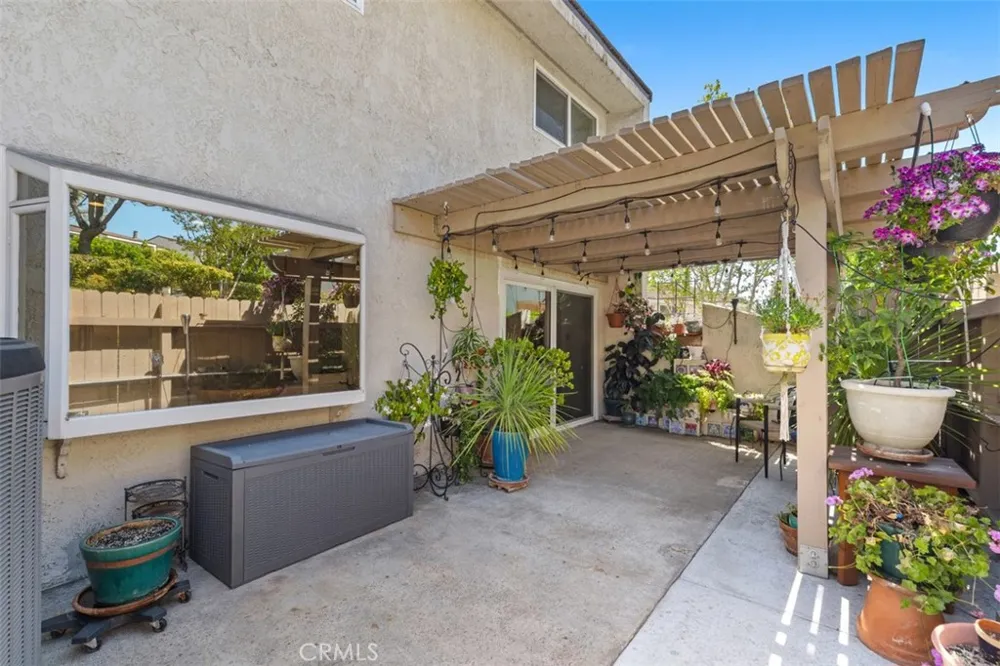2241 Vista Del Sol Fullerton, CA 92831