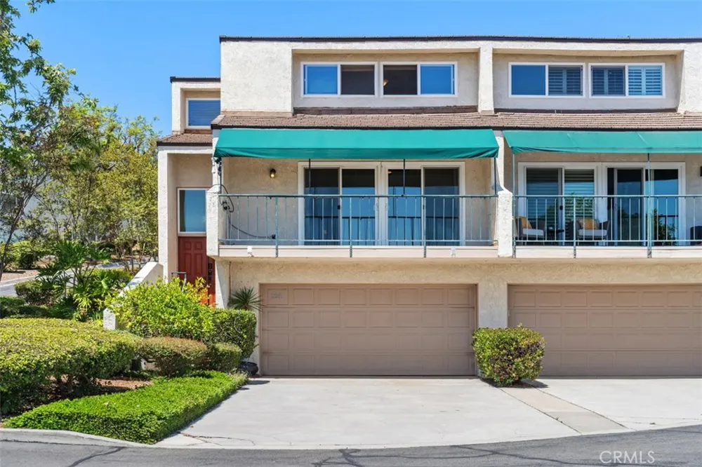 2241 Vista Del Sol Fullerton, CA 92831