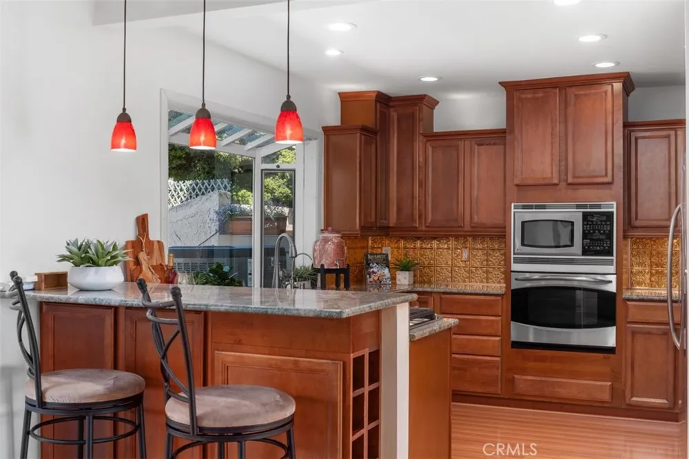 2241 Vista Del Sol Fullerton, CA 92831
