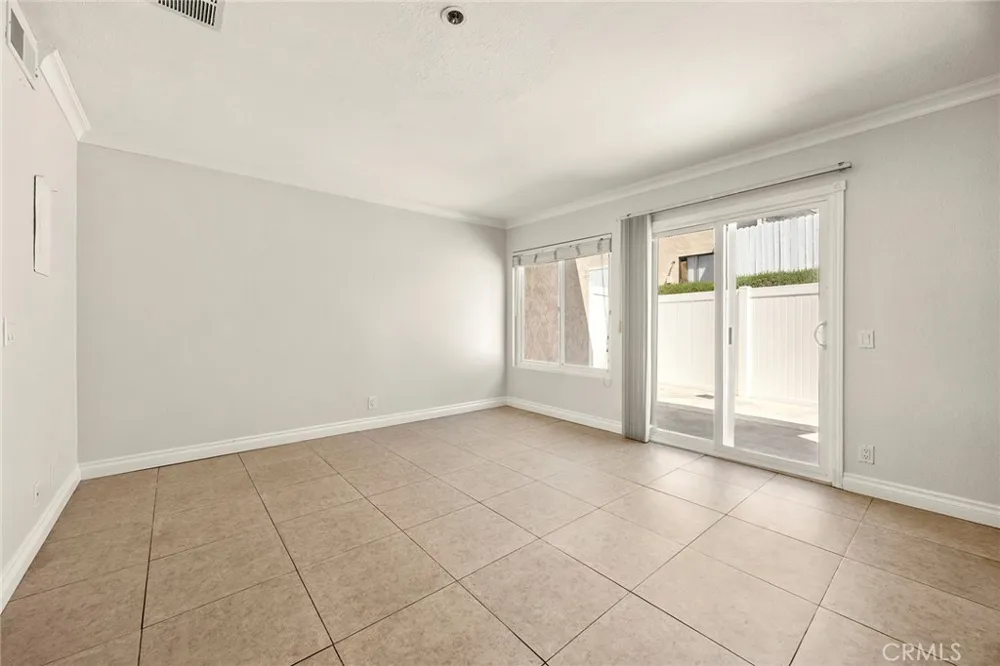 25885 Trabuco #101 Lake Forest, CA 92630