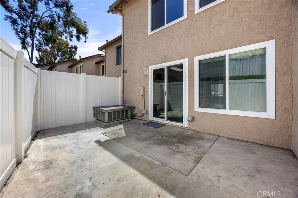 25885 Trabuco #101 Lake Forest, CA 92630