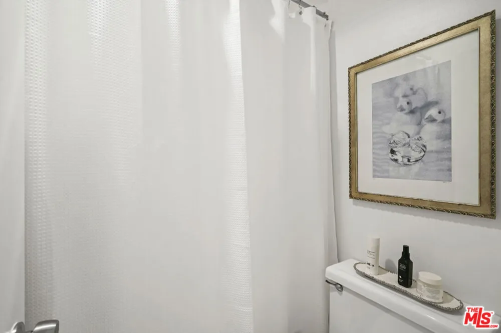 18203 Coastline Drive #4 Malibu, CA 90265