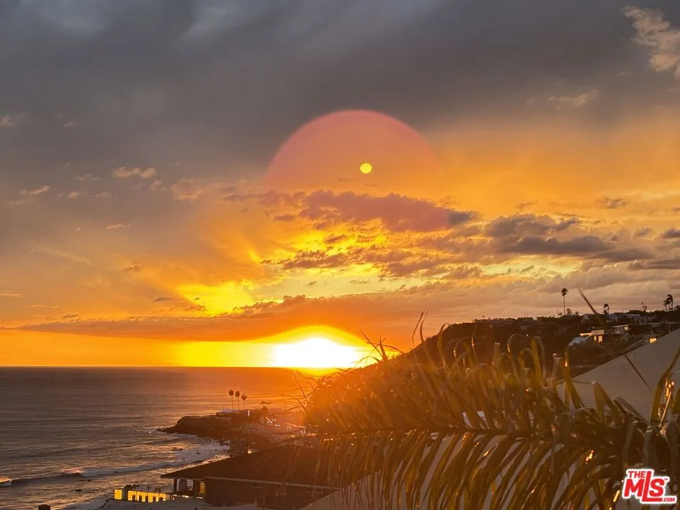 18203 Coastline Drive #4 Malibu, CA 90265