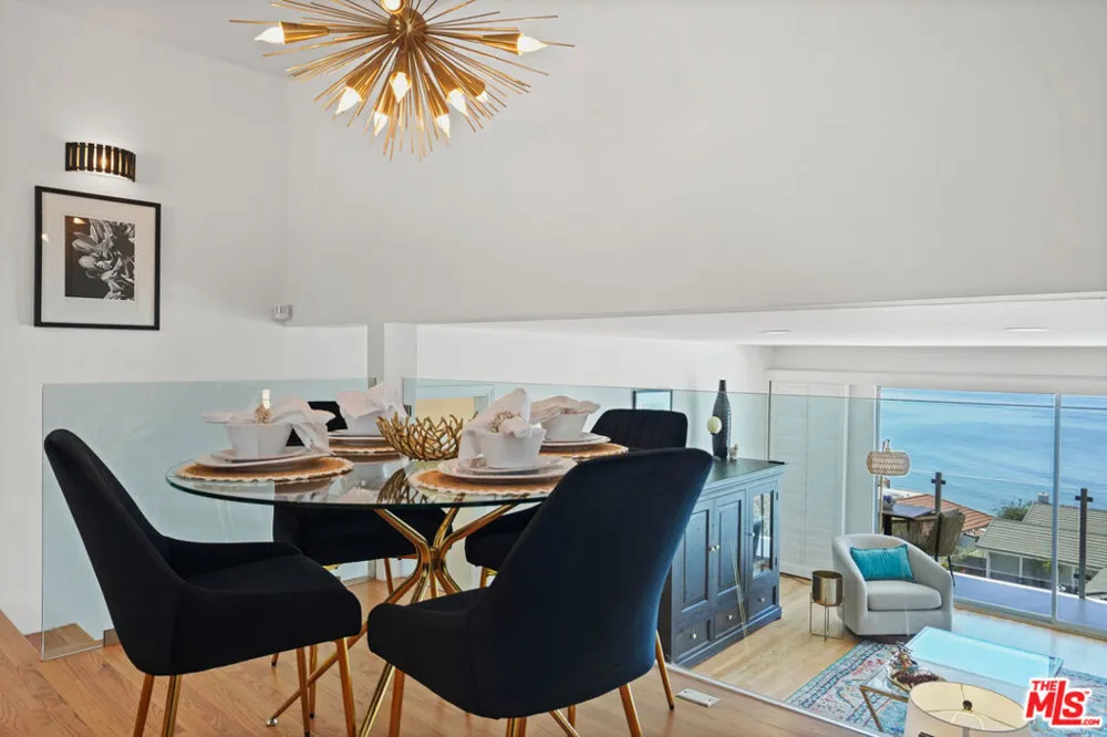 18203 Coastline Drive #4 Malibu, CA 90265