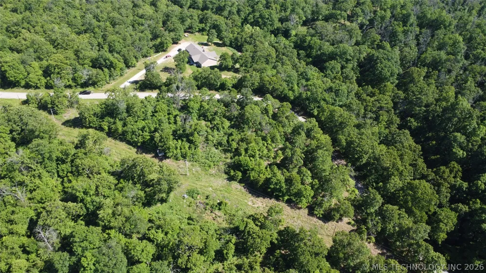 E 300 ROAD Big Cabin, OK 74332