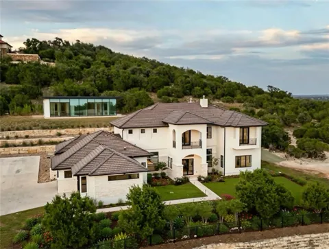 106 Bella Montagna Circle