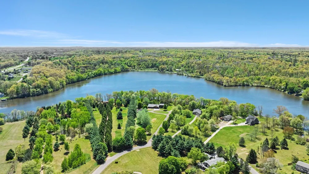 3450 Snow Farm Lane Allegan Township, MI 49010