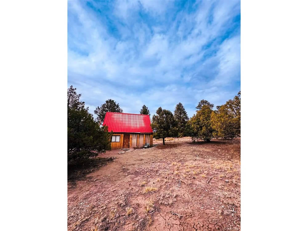 33 Big Bear Road Mosca, CO 81146