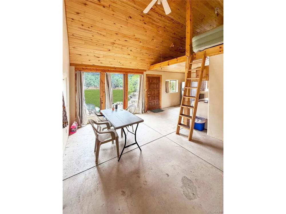 33 Big Bear Road Mosca, CO 81146