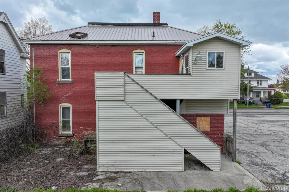 310 S Henry Street Bay City City, MI 48706