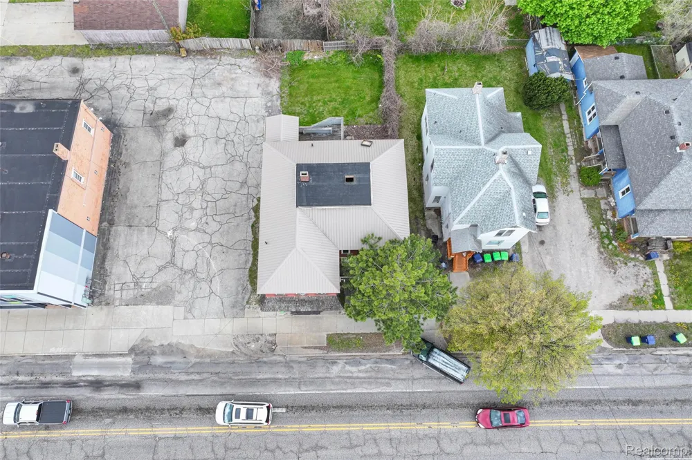 310 S Henry Street Bay City City, MI 48706