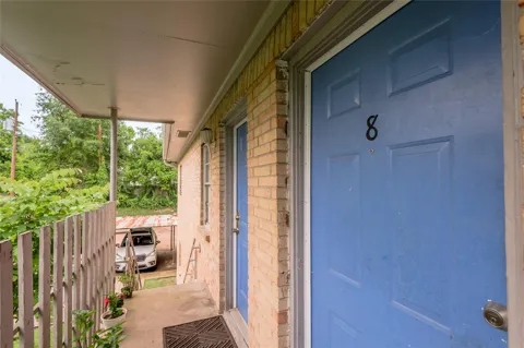 525 12th Street #8