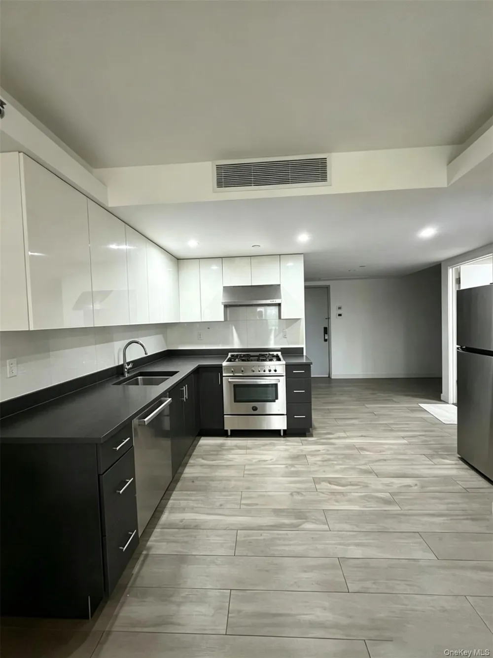 15815 Union Turnpike #4C Fresh Meadows, NY 11366