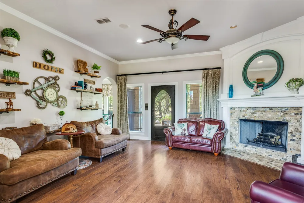 221 Hart Court Runaway Bay, TX 76426