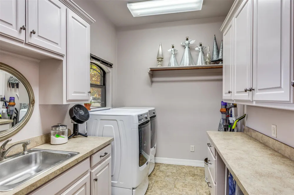 221 Hart Court Runaway Bay, TX 76426