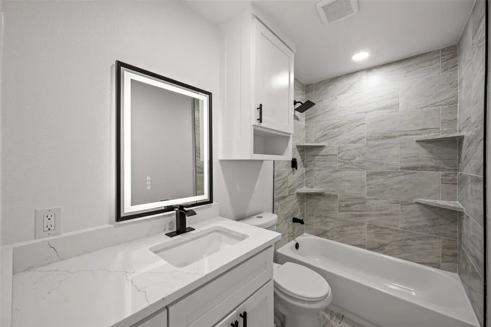 5225 Urbanview Street Sansom Park, TX 76114