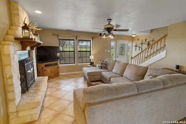 649 PVT 5001 Beeville, TX 78102
