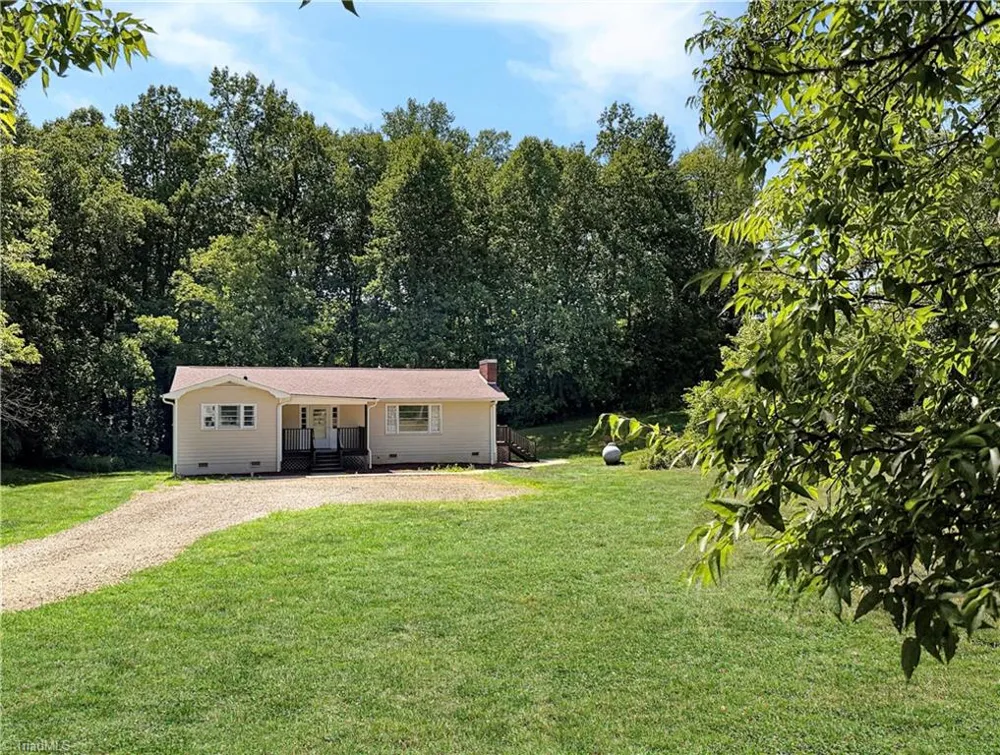 407 Brook Street Wilkesboro, NC 28697