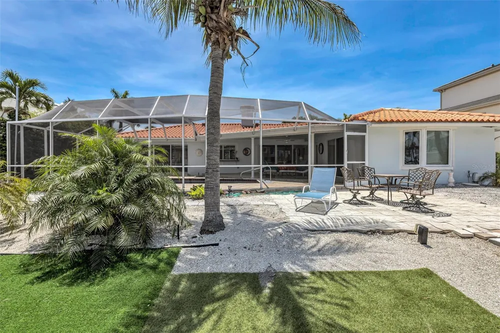 617 ROUNTREE DRIVE Longboat Key, FL 34228