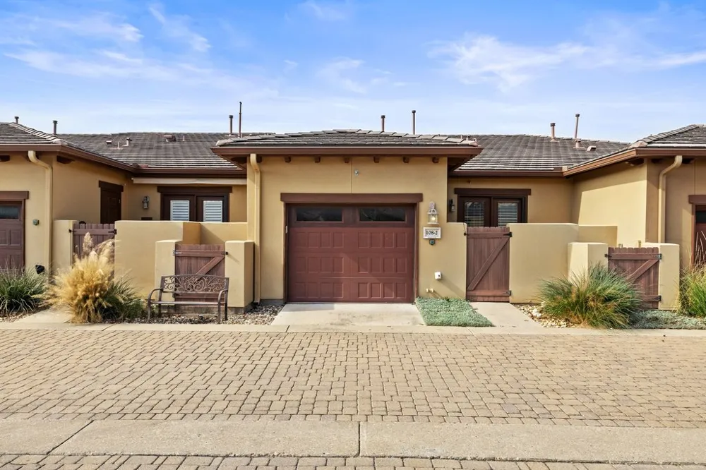 108 Rivalto Circle #2 Lakeway, TX 78734