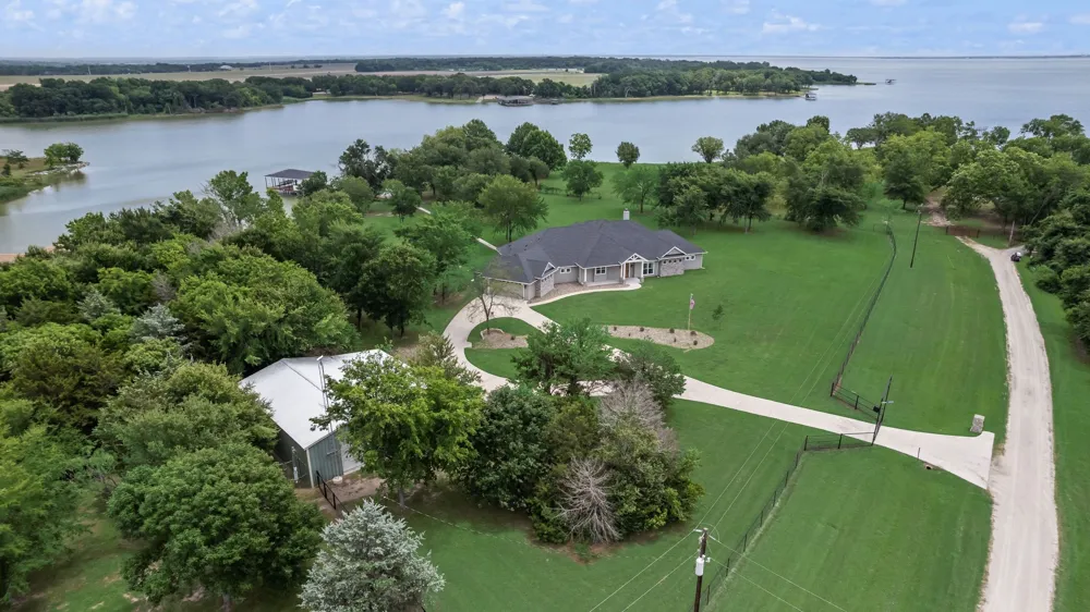 12690 SE County Road 3330 Kerens, TX 75144