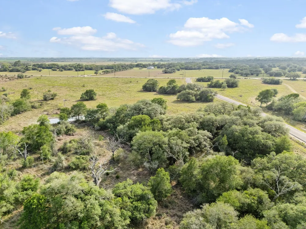 5 Fm 530 Edna, TX 77957