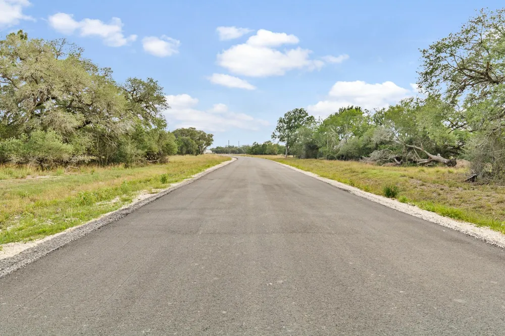 5 Fm 530 Edna, TX 77957