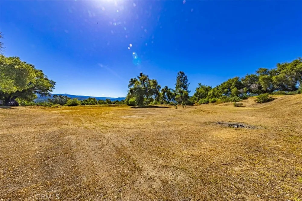 42514 Highway 49 Ahwahnee, CA 93601