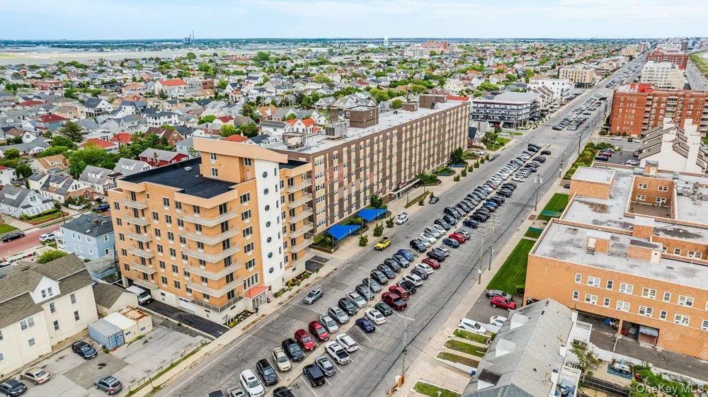 661 W Broadway #402 Long Beach, NY 11561