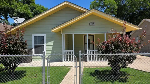 524 W Broadus Avenue