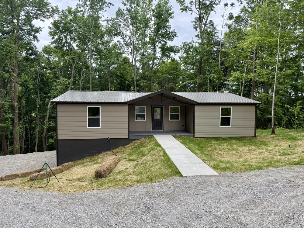 484 Spencer Dr Spencer, TN 38585