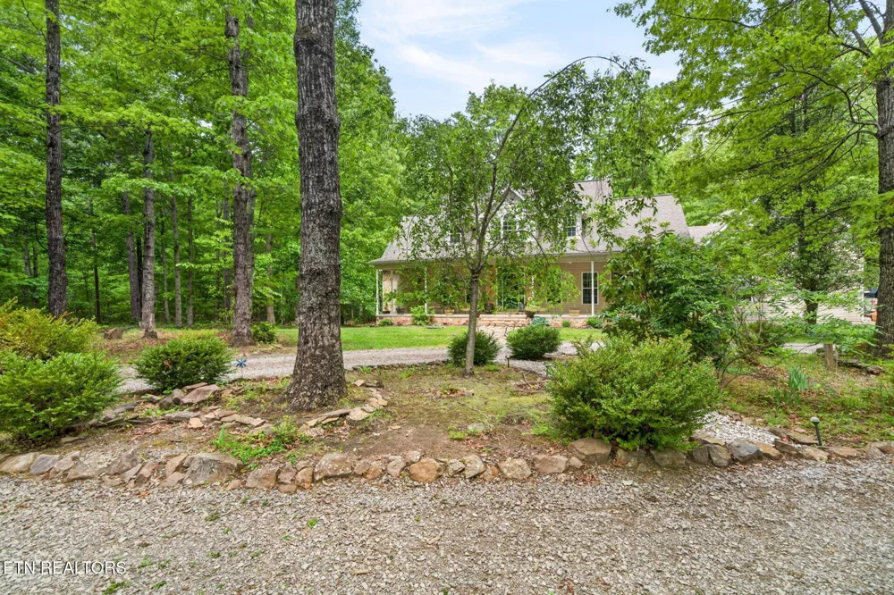 500 Cliff Park Rd Monterey, TN 38574