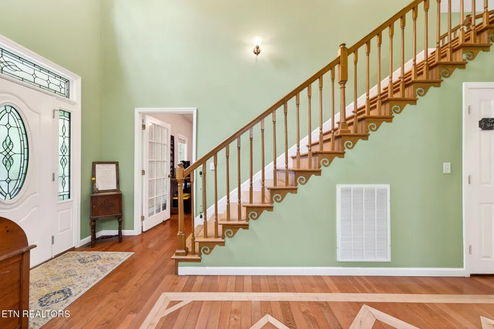 500 Cliff Park Rd Monterey, TN 38574