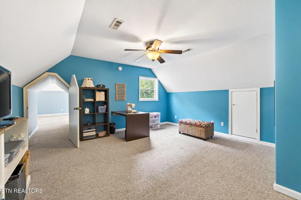500 Cliff Park Rd Monterey, TN 38574