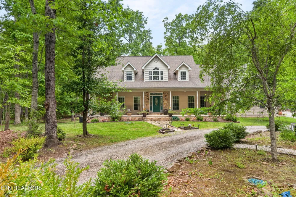 500 Cliff Park Rd Monterey, TN 38574