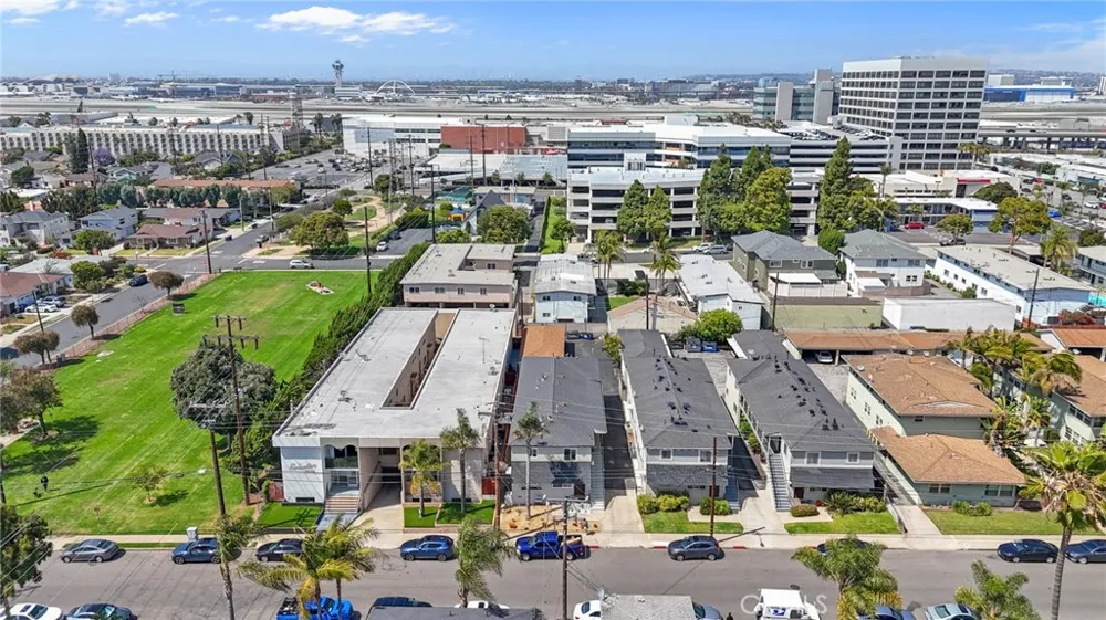 1629 E Maple El Segundo, CA 90245