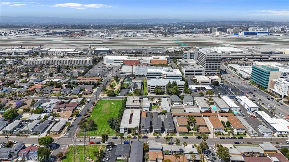 1629 E Maple El Segundo, CA 90245