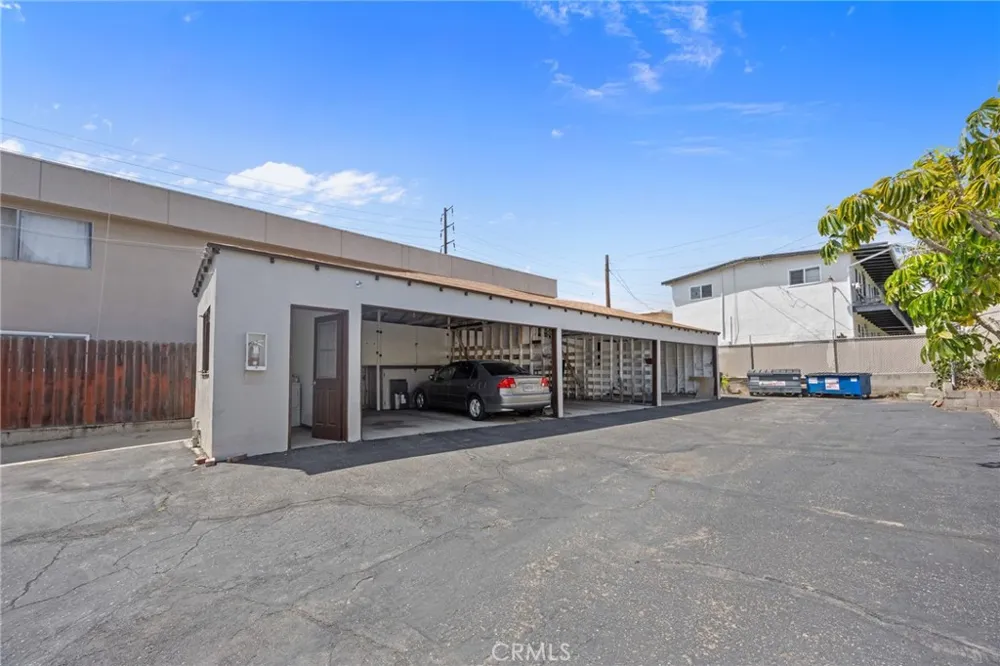 1629 E Maple El Segundo, CA 90245