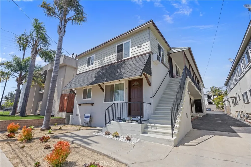 1629 E Maple El Segundo, CA 90245