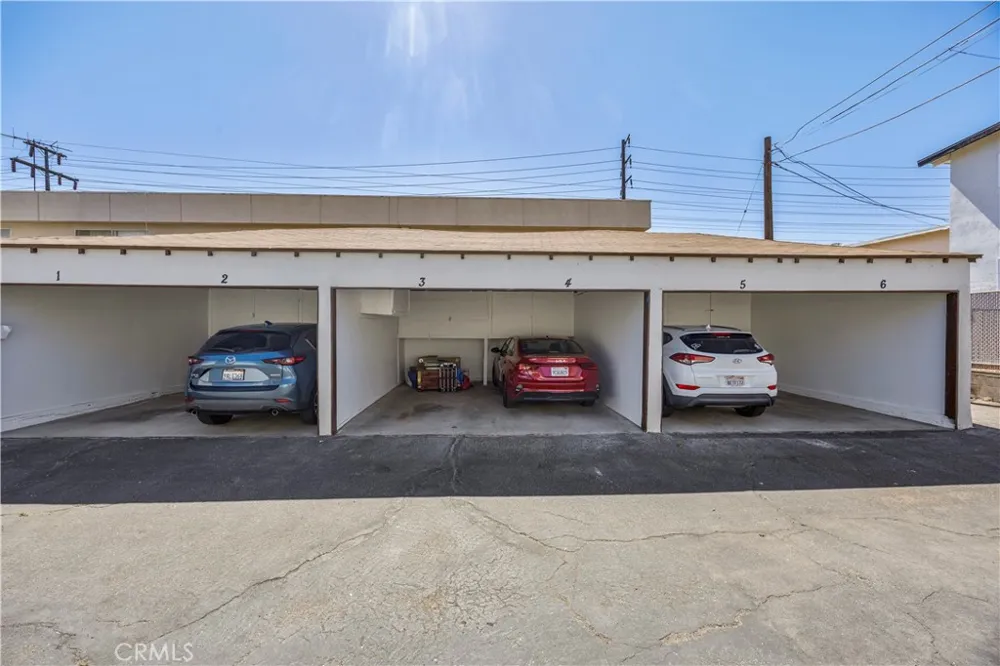 1629 E Maple El Segundo, CA 90245