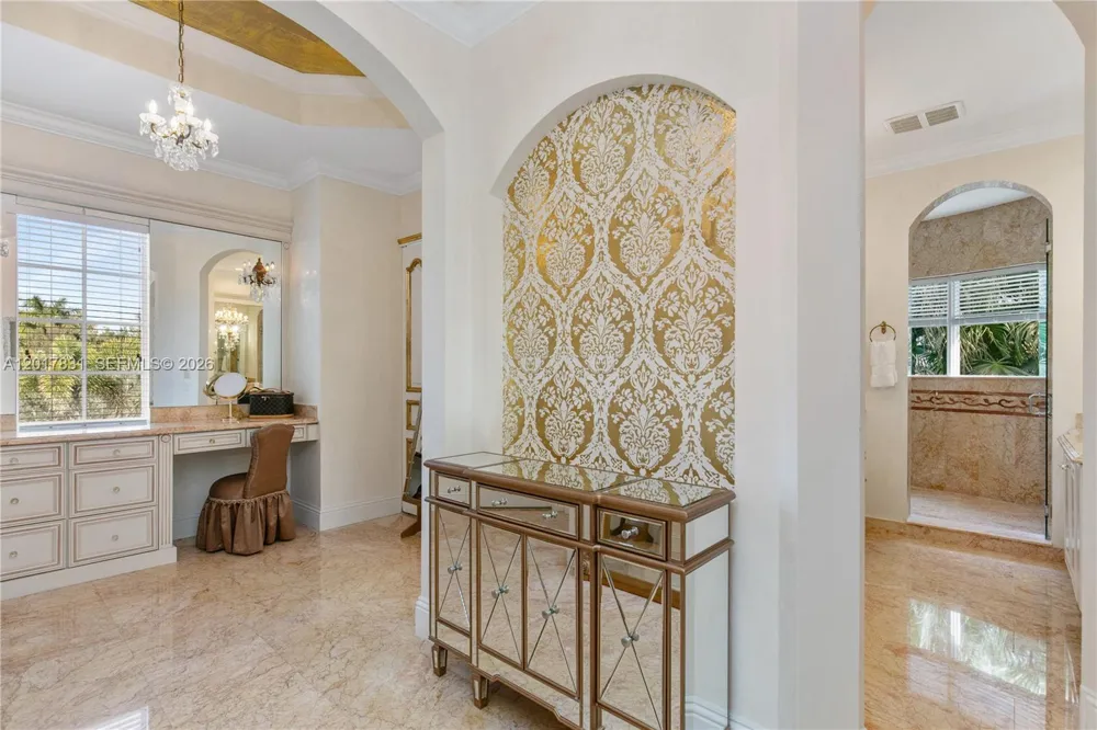 2951 Lake Ridge Ln Weston, FL 33332